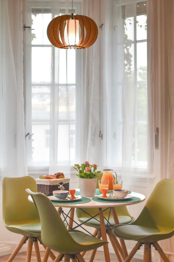 Christine Apartment Close To The Buda Castle Будапеща Екстериор снимка