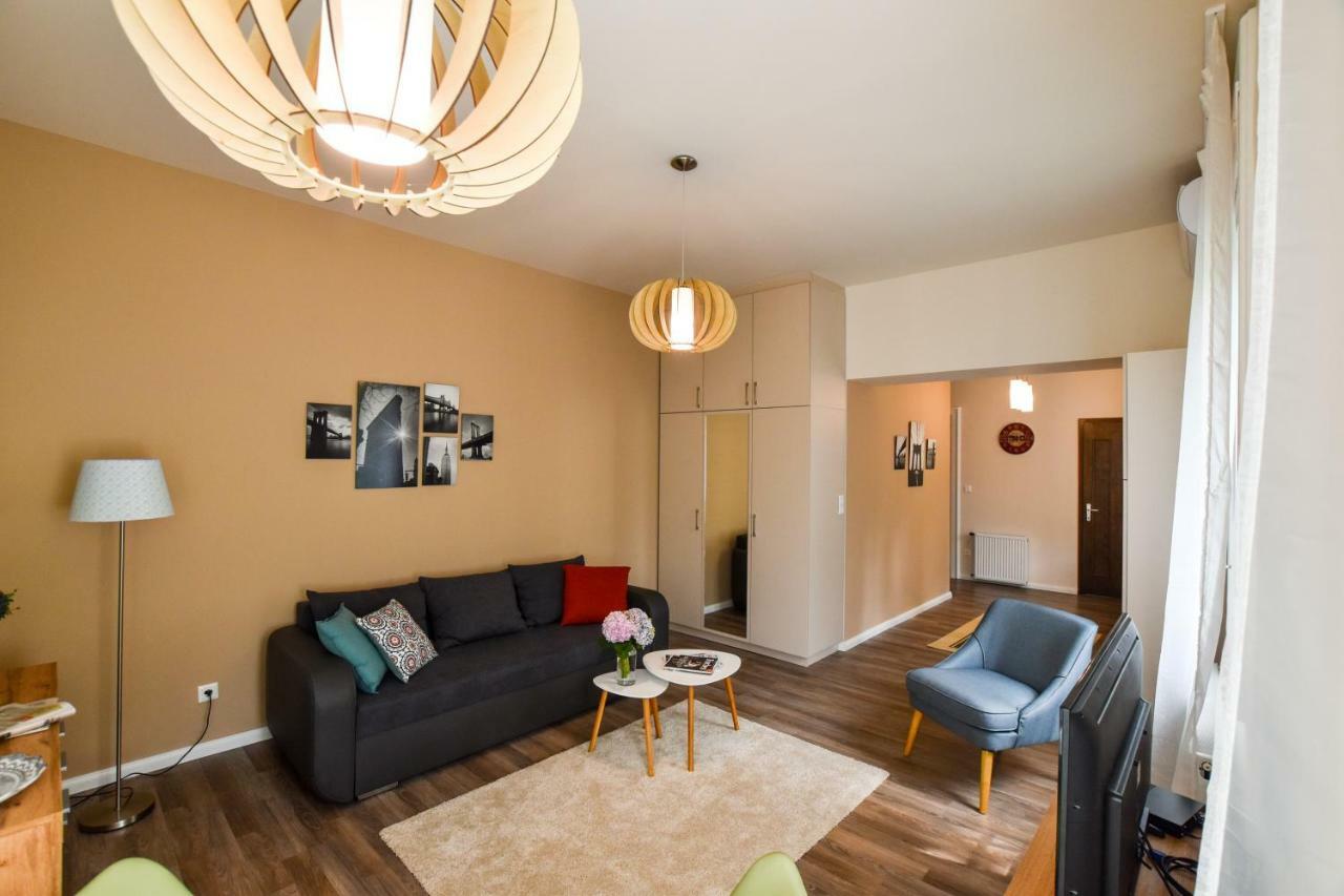 Christine Apartment Close To The Buda Castle Будапеща Екстериор снимка