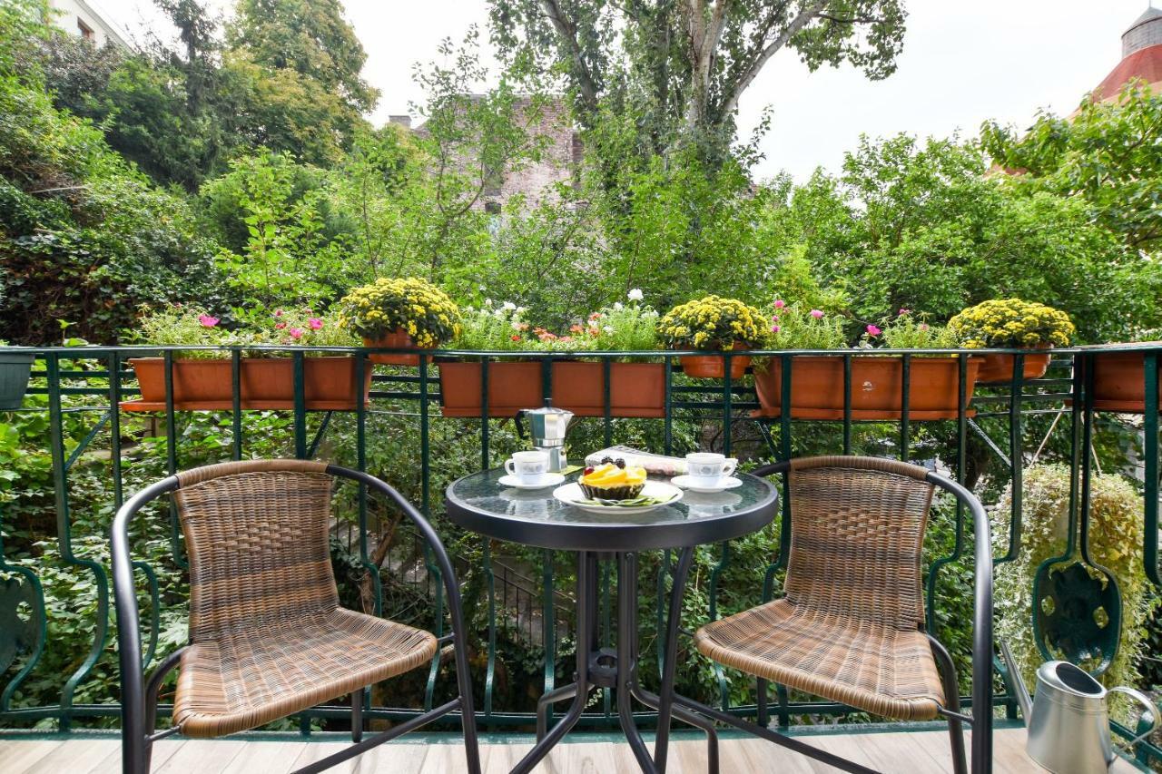 Christine Apartment Close To The Buda Castle Будапеща Екстериор снимка