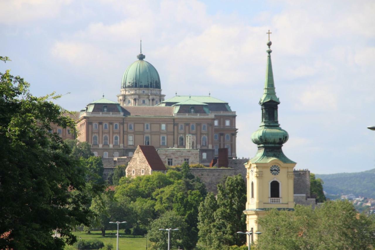 Christine Apartment Close To The Buda Castle Будапеща Екстериор снимка