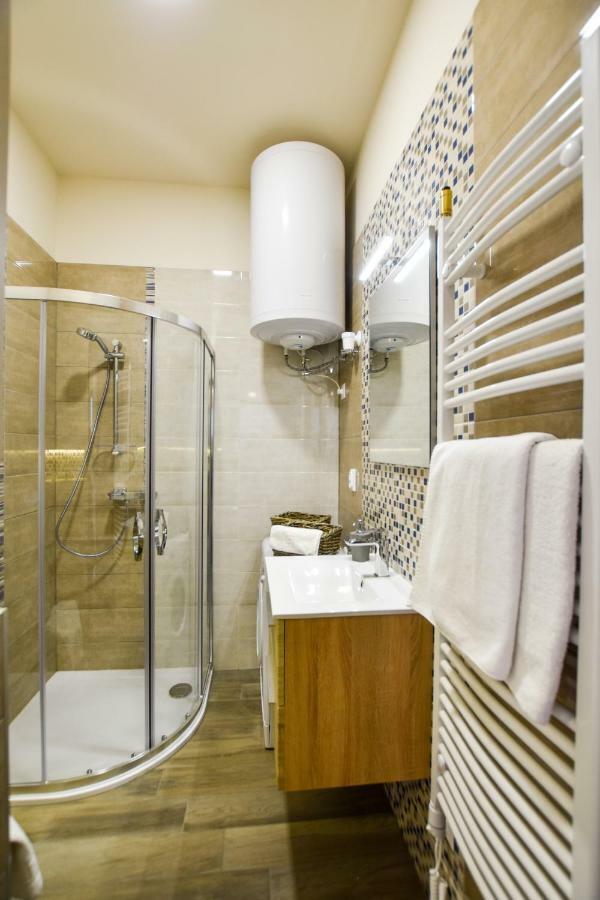 Christine Apartment Close To The Buda Castle Будапеща Екстериор снимка